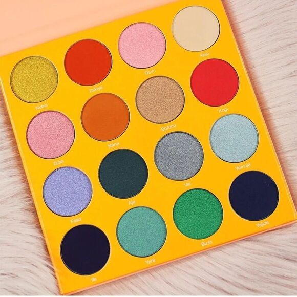 BNIB THE MAGIC EYESHADOW PALETTE BY JUVIA'S PLACE - Picture 7 of 9